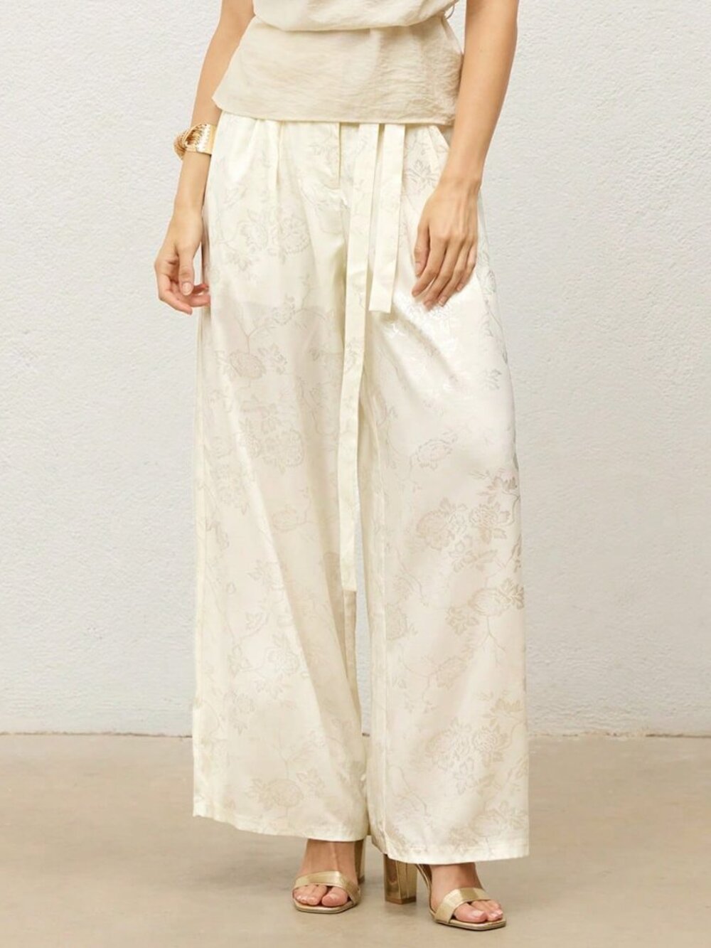 Women's Casual Apricot Jacquard Tie-Waist Wide-Leg Relaxed Fit Trousers Pants - Picture 3 of 6